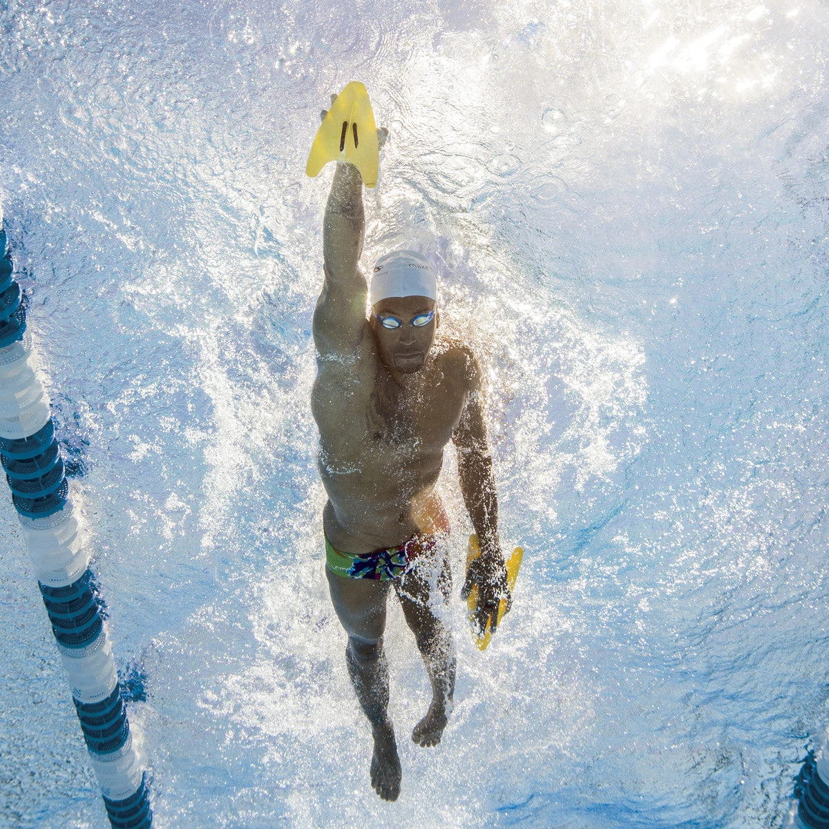 FINIS® Technical Freestyler Paddles | Freestyle Training Paddles 9 FINIS® Technical Freestyler Paddles | Freestyle Training Paddles