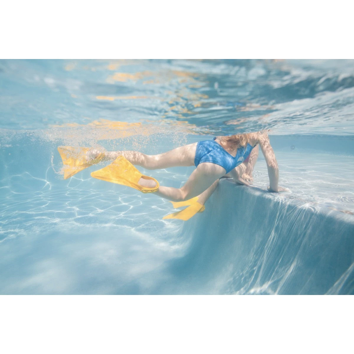 FINIS® Fishtail 2 Fins | Learn-To-Swim Fins 16 FINIS® Fishtail 2 Fins | Learn-To-Swim Fins