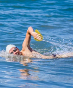 FINIS® Agility Paddles Floating | Strapless Technique Paddles Technical 32 FINIS® Agility Paddles Floating | Strapless Technique Paddles Technical