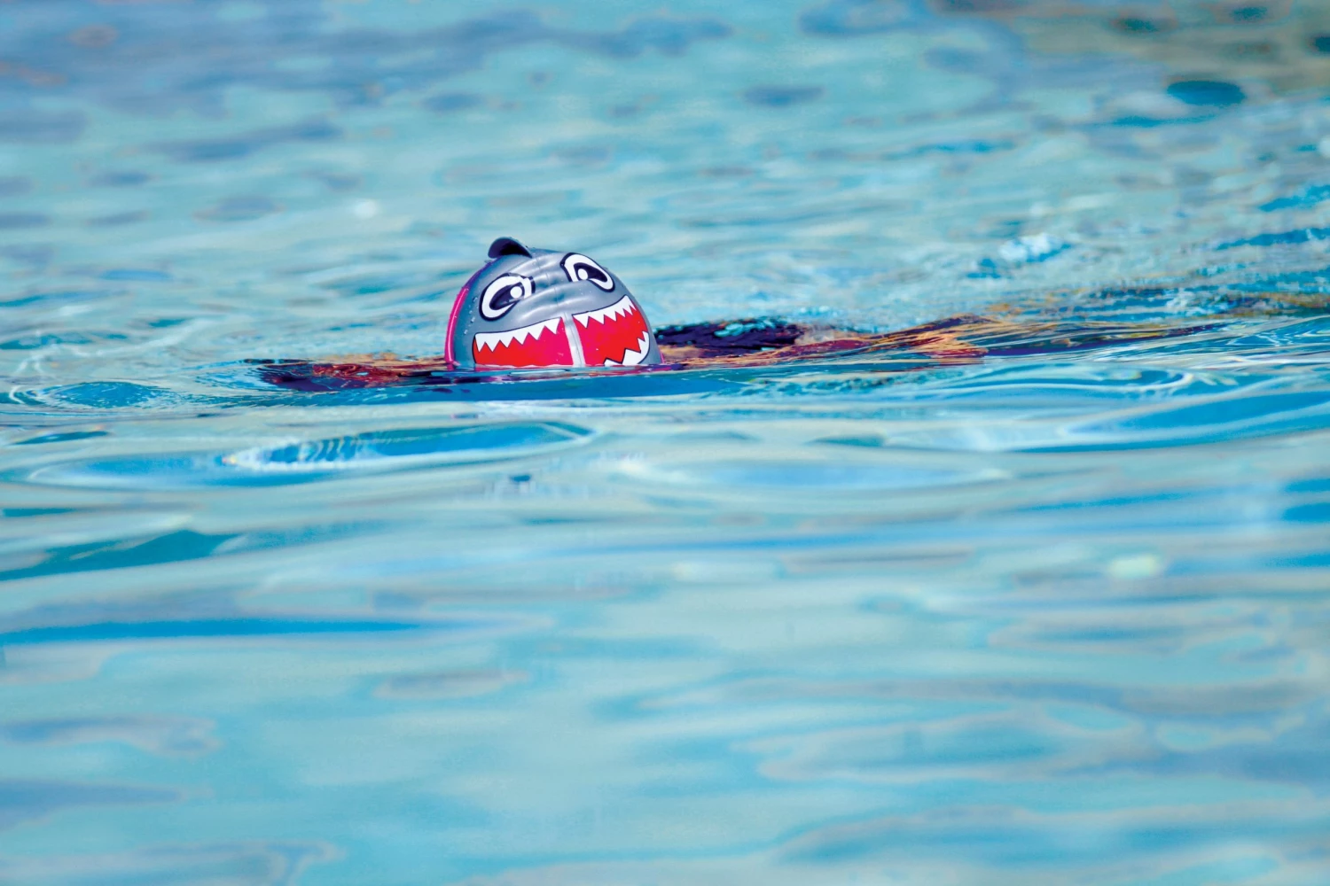 FINIS® Shark Grey | Animal-Shaped Silicone Swim Cap Swim Caps 2 FINIS® Shark Grey | Animal-Shaped Silicone Swim Cap Swim Caps