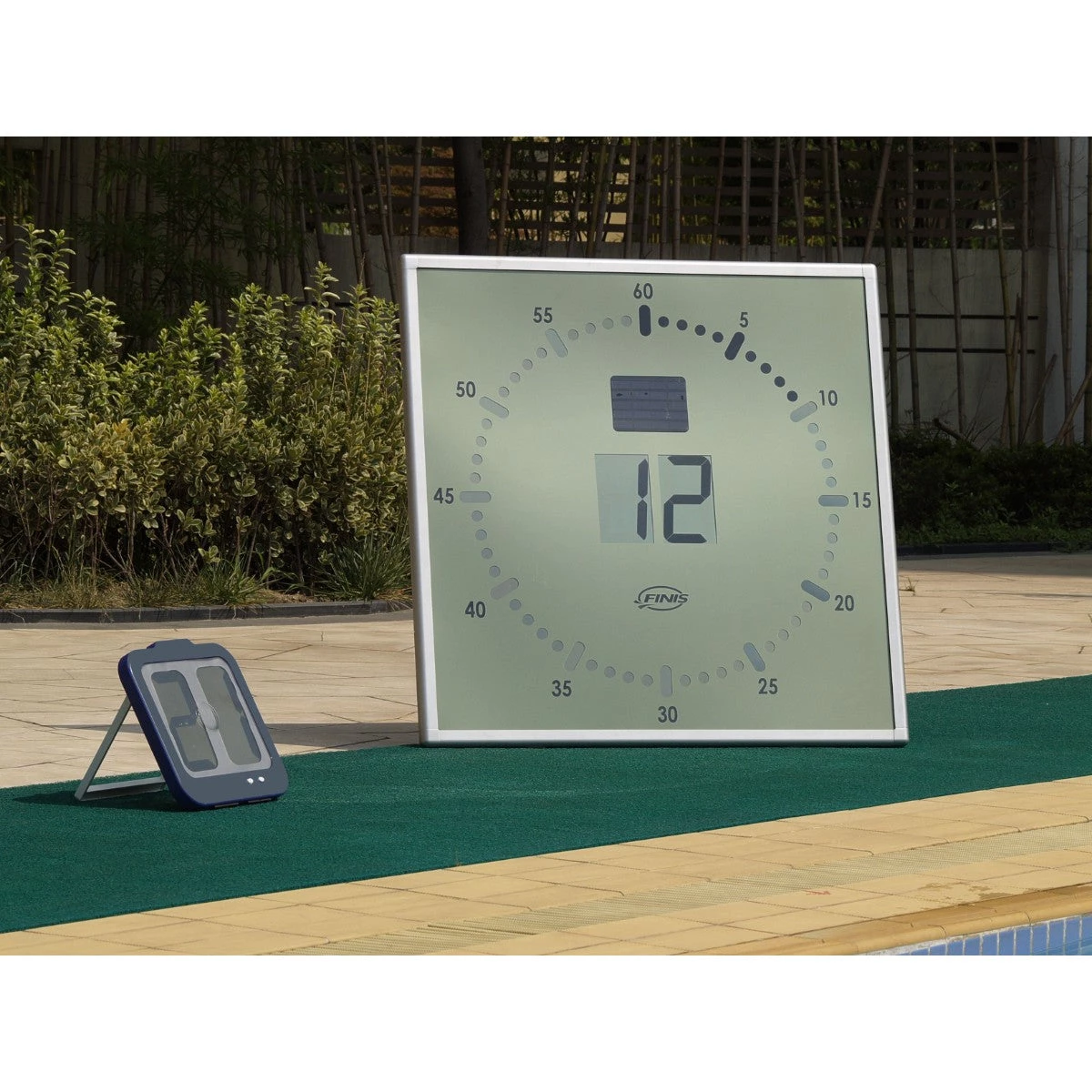 FINIS® Solar Digital Pace Clock 2 FINIS® Solar Digital Pace Clock