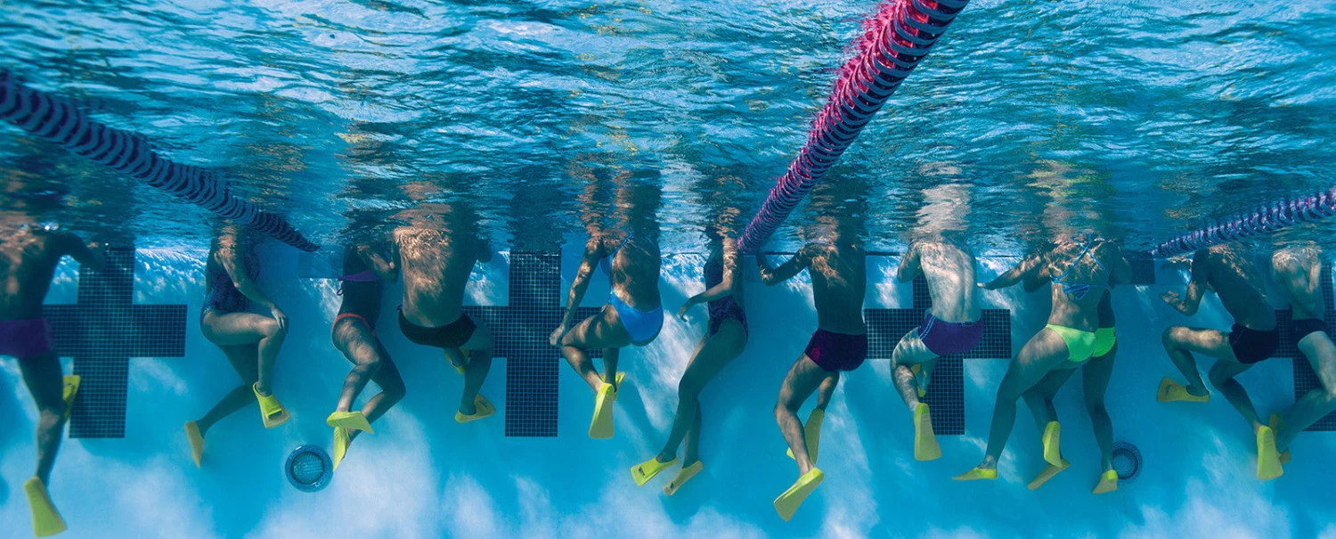 FINIS® Zoomers® Gold | Short Blade Training Fins 18 FINIS® Zoomers® Gold | Short Blade Training Fins